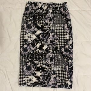 Suzy Shier Skirt